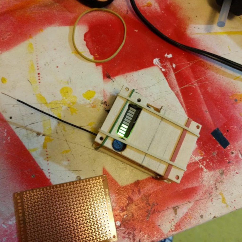 Creating an Arduino EMF Detector (for under 7 dollars) | File Archive Haven